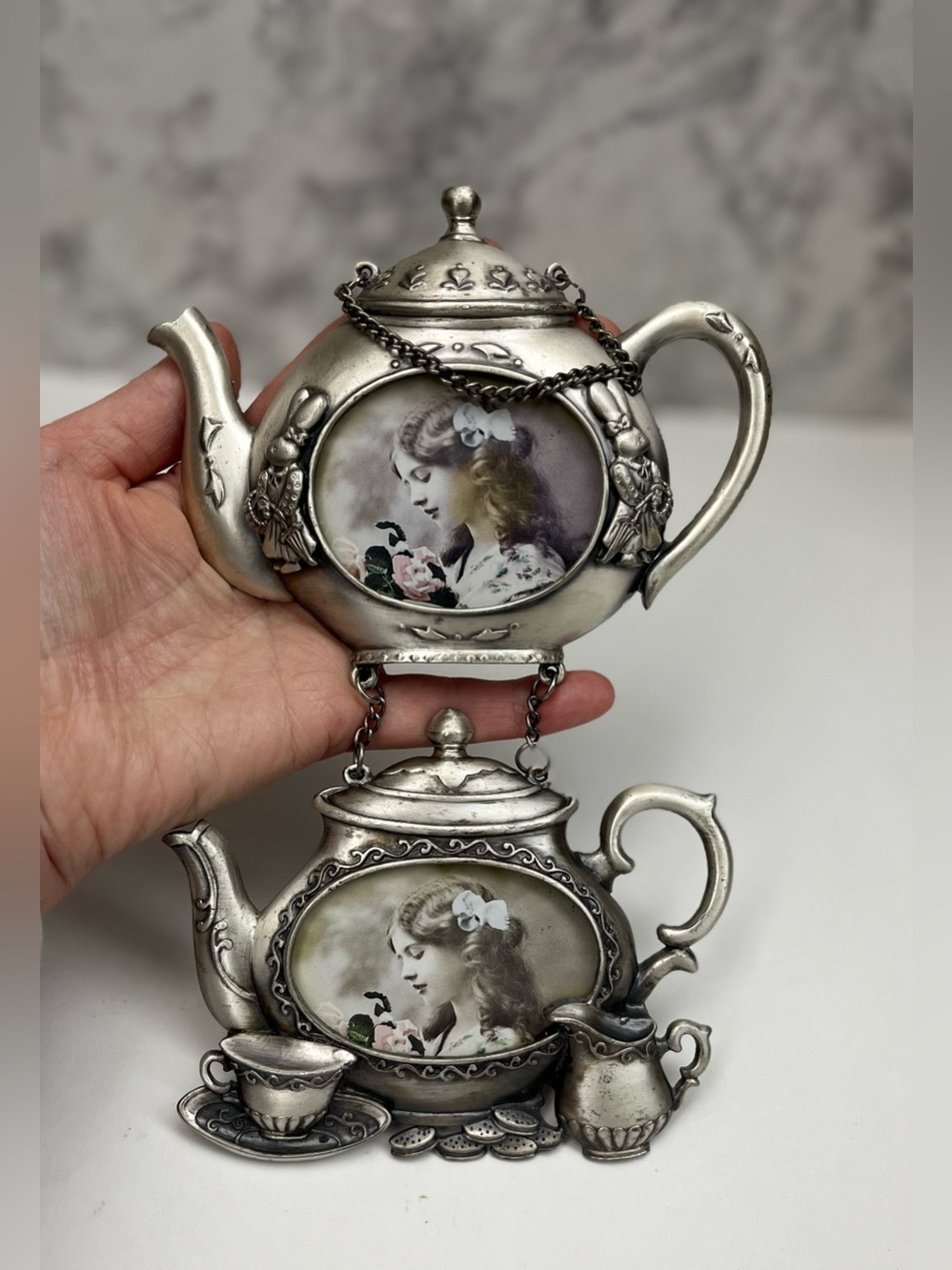 Vintage Pewter Teapot Hanging Photo Frame Set, 2-Tier Victorian  Wall Decor